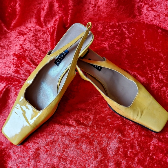 Vintage Shoes Women's by BALLY 37 EU 6 1/2 US Size Yellow Real Patent Leather π - Picture 10 of 16